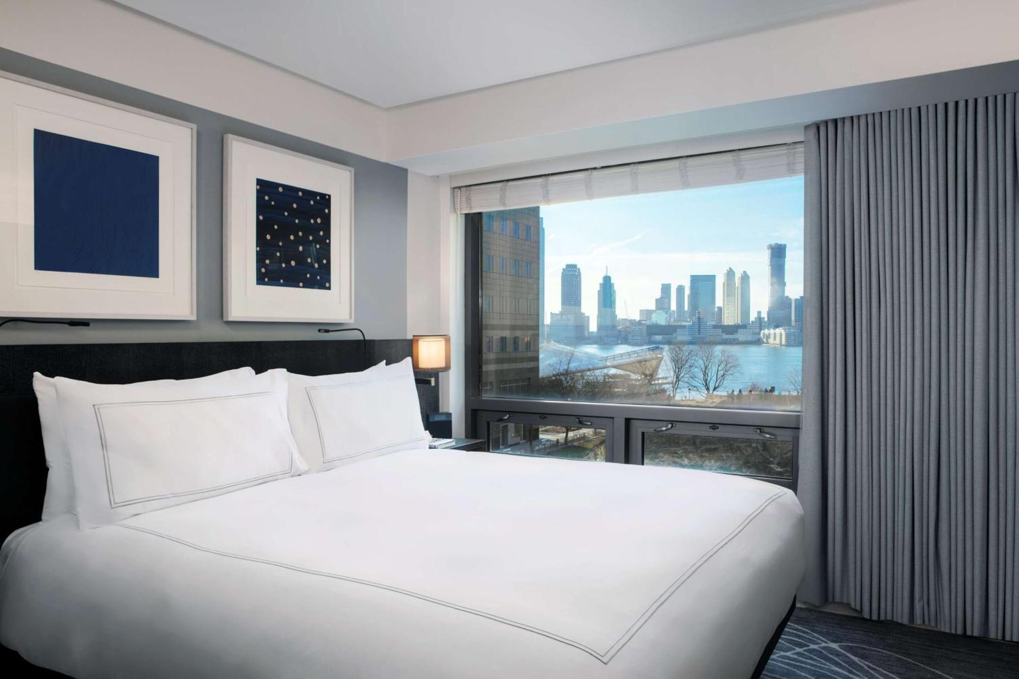 Conrad New York Downtown Hotel Exterior photo
